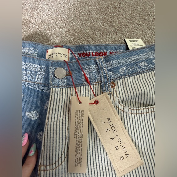 NWT Alice + Olivia Mixed Patchwork High Rise Wide Leg Denim Jeans size 30 NWT - Picture 7 of 15